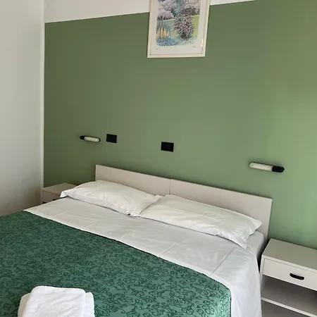 Hotel Morena 2*